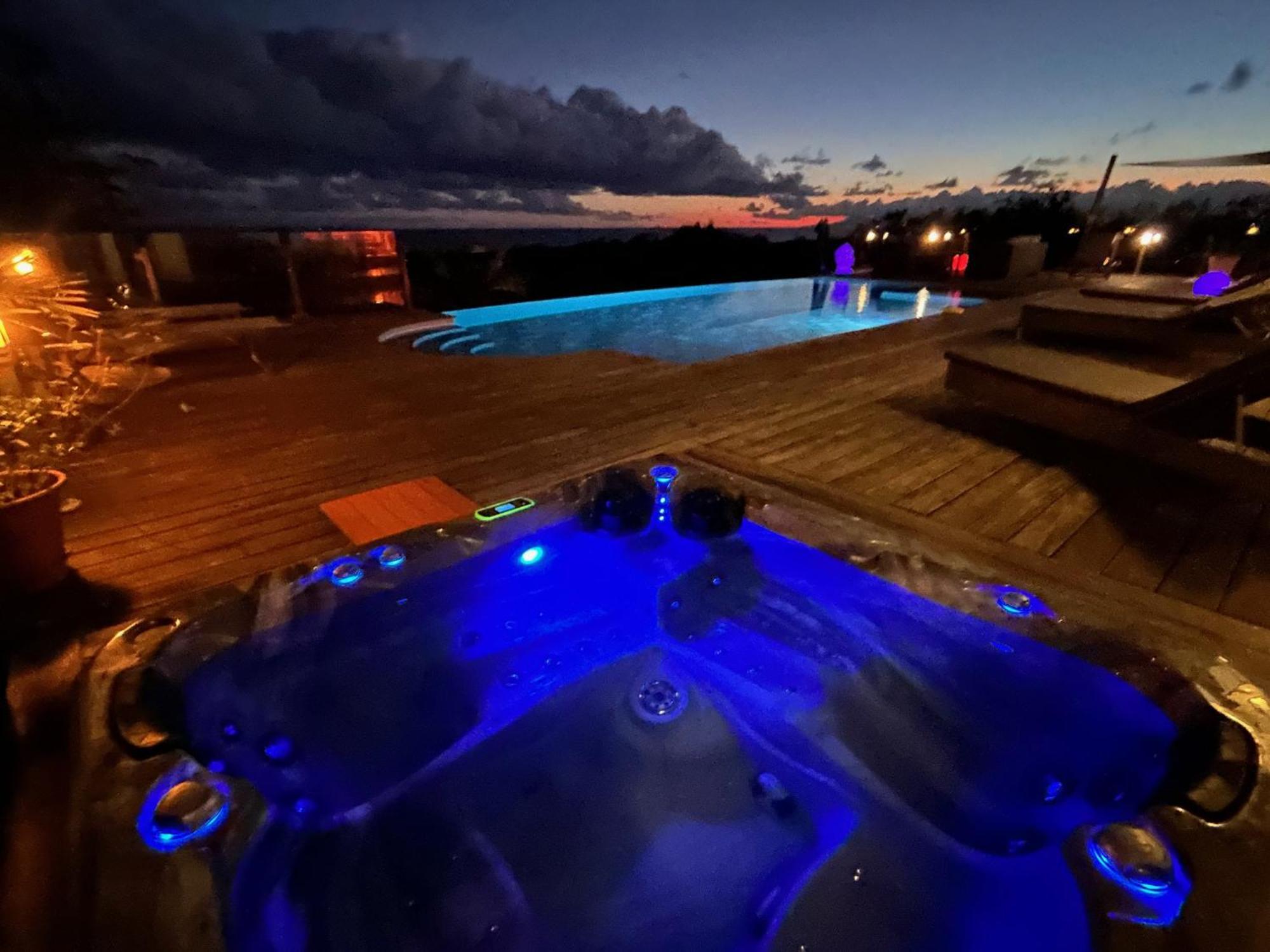 Villa Deluxe L'Hacienda Villa Vue Mer 180 Piscine Jacuzzi Proche Plage Marina Golf Pointe Des Chateaux Et Casino Jardin Clos Voyage Durable 생프랑수아 외부 사진